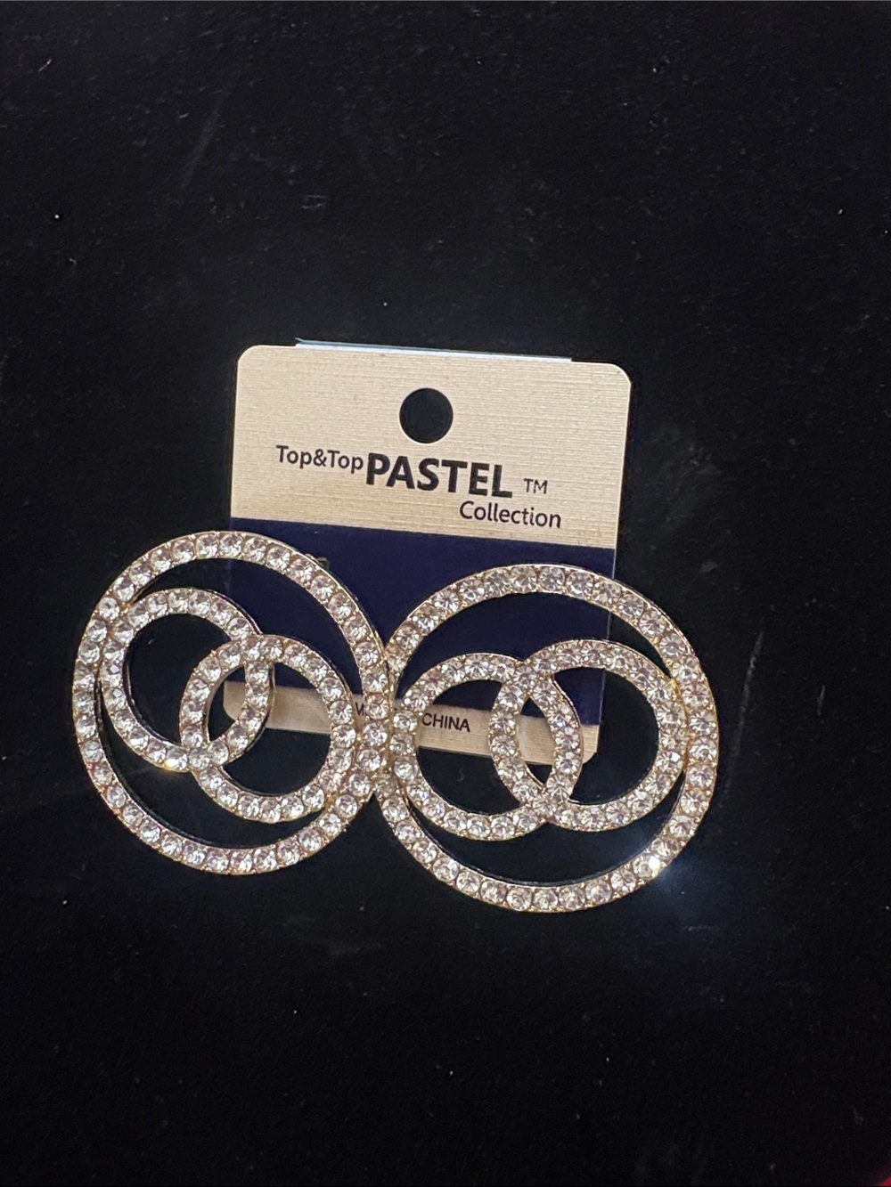 Pastel Collection Rhinestone Double-Circle earrings - Gold Tone
